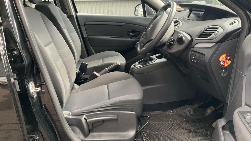 Used Renault Scenic 2011 for sale - 78033891: Photo 15