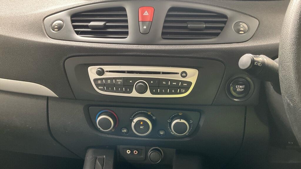 Used Renault Scenic 2011 for sale - 78033891: Photo 16