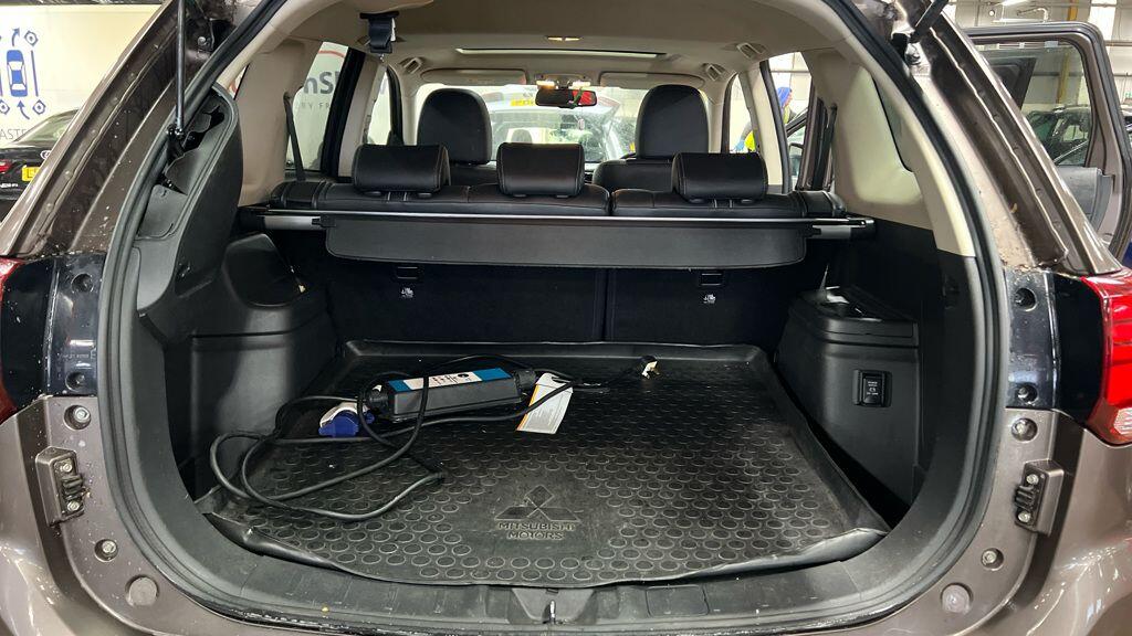 Used Mitsubishi Outlander 2015 for sale - 77144416: Photo 13