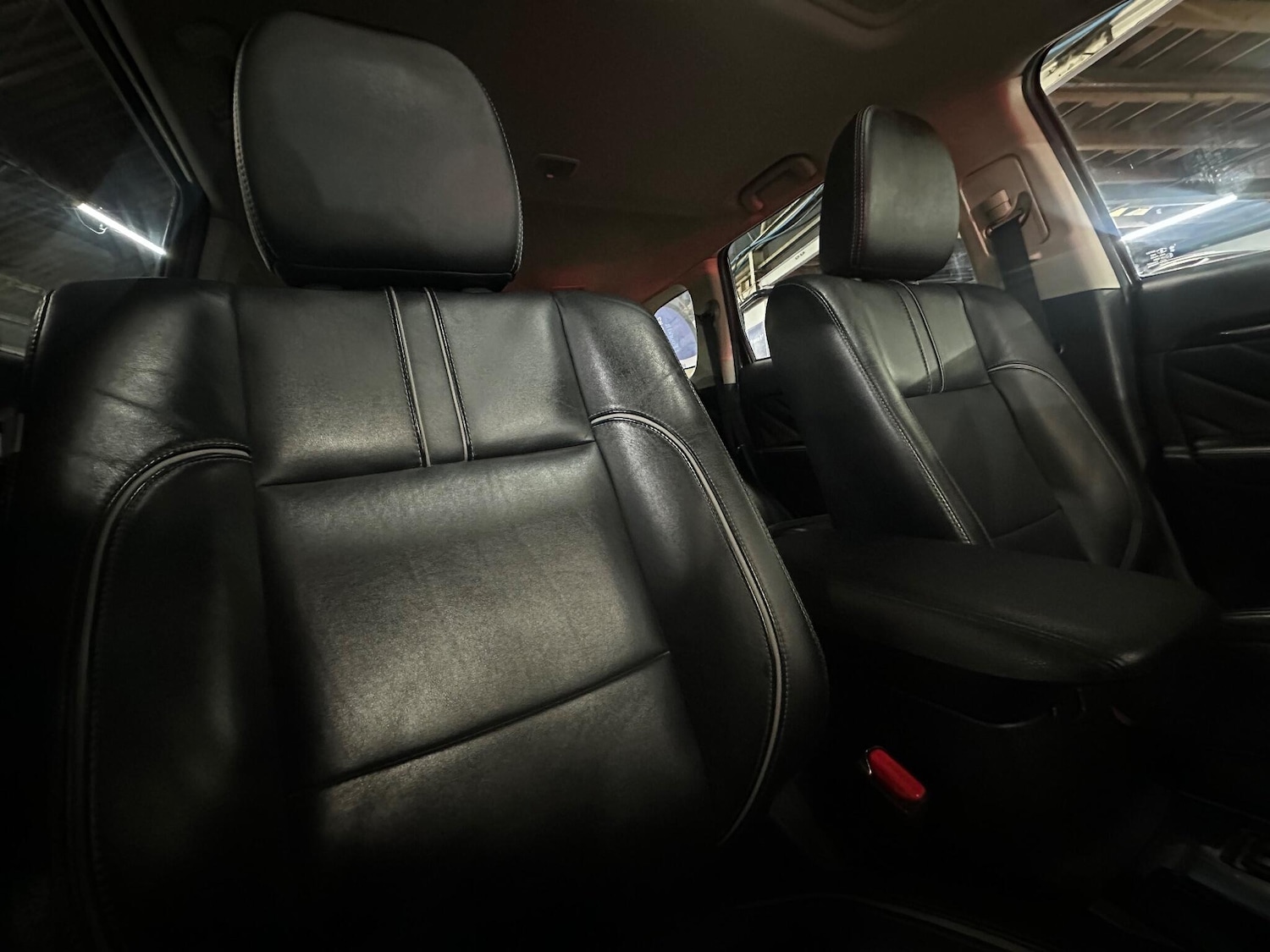 Used Mitsubishi Outlander 2015 for sale - 77144416: Photo 28