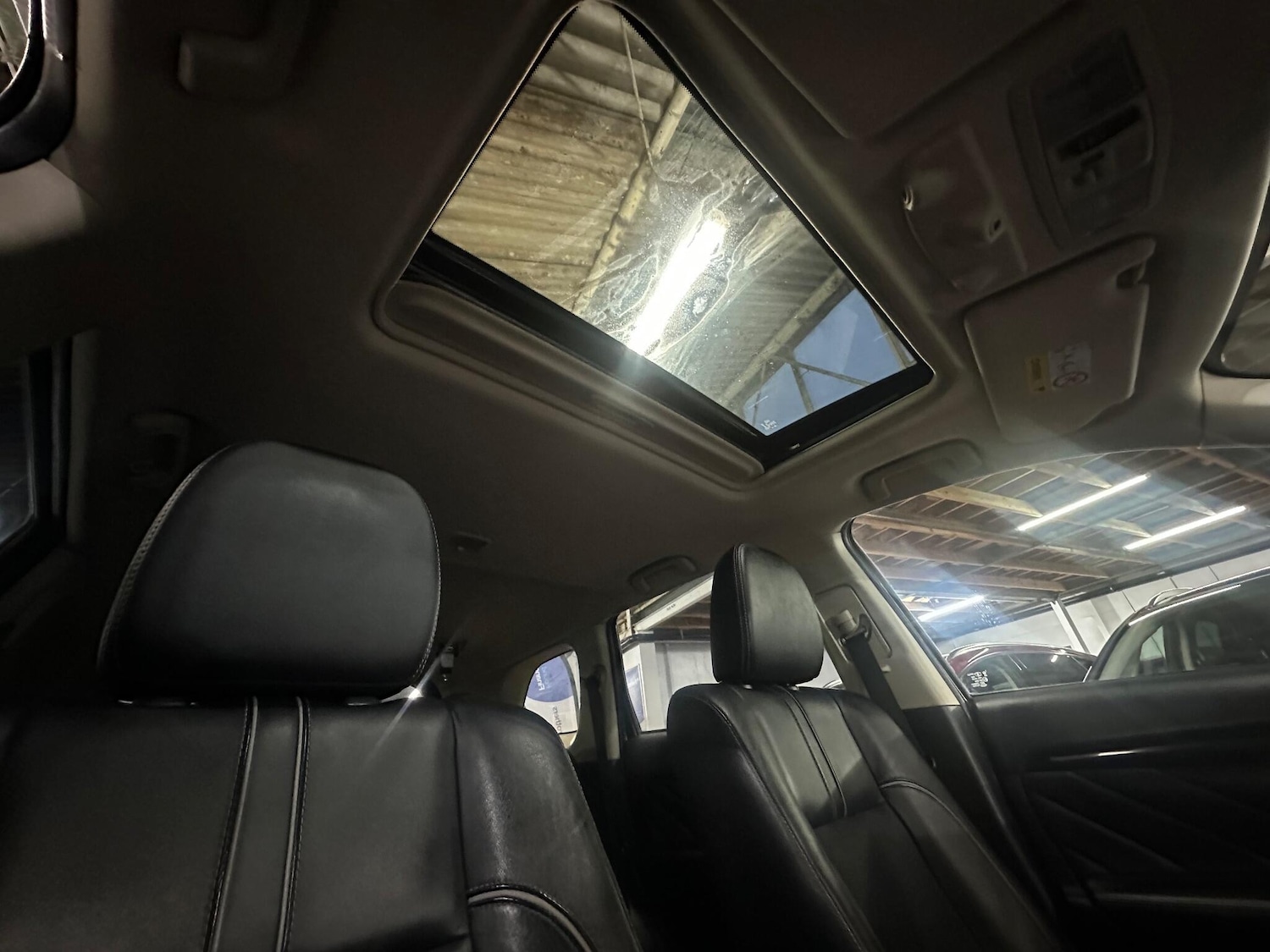 Used Mitsubishi Outlander 2015 for sale - 77144416: Photo 29