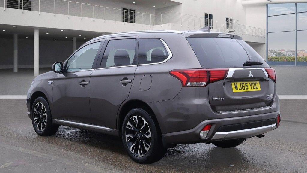 Used Mitsubishi Outlander 2015 for sale - 77144416: Photo 9