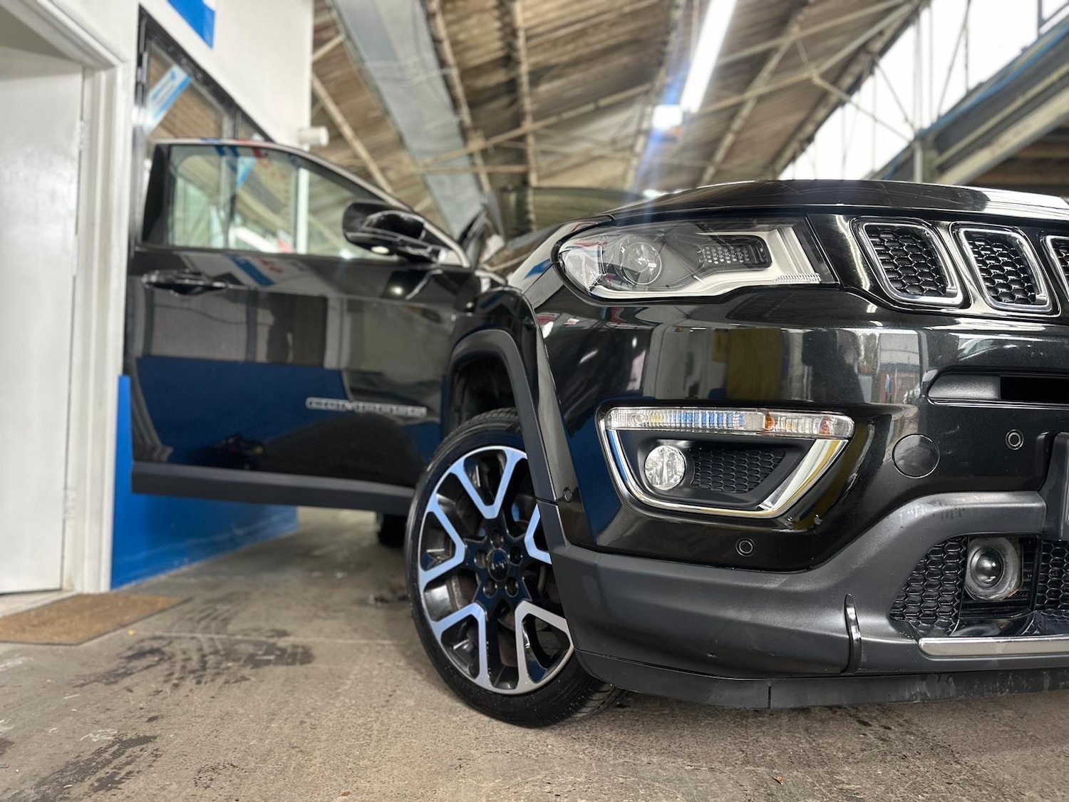 Used Jeep Compass 2019 for sale - 76327401: Photo 3