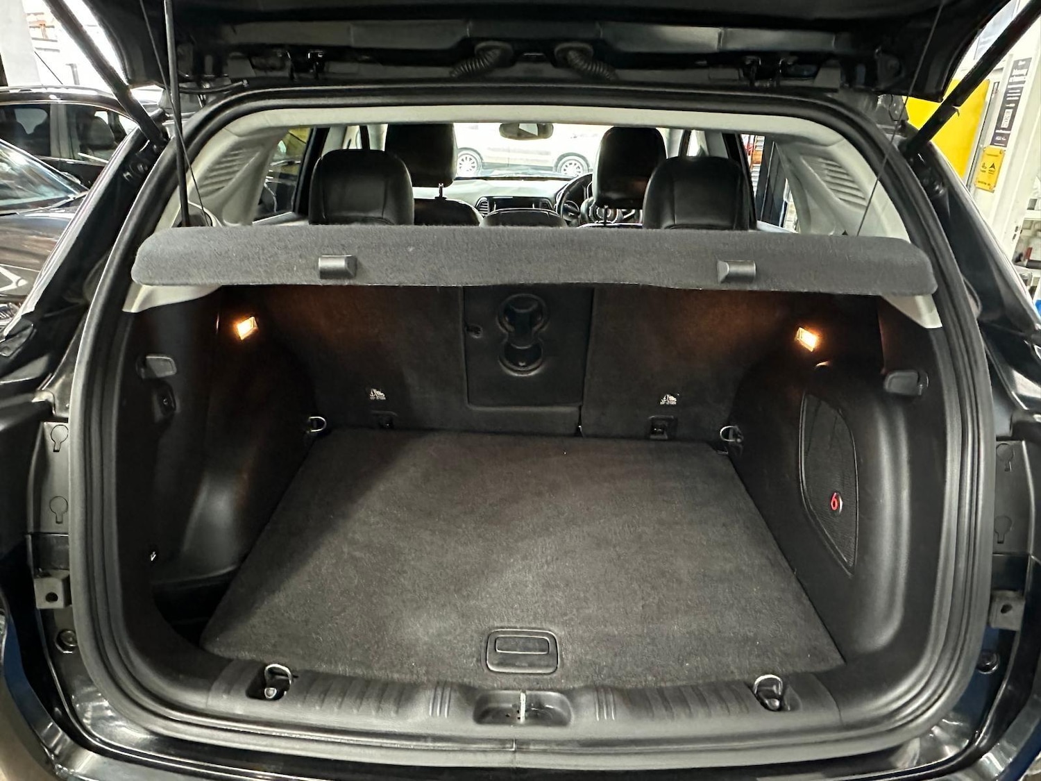 Used Jeep Compass 2019 for sale - 76327401: Photo 33