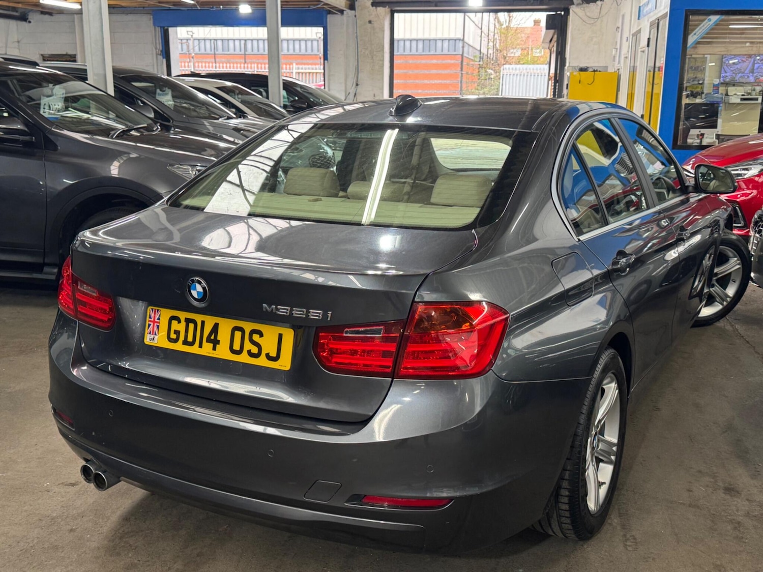 Used BMW 3 Series 2014 for sale - 77883153: Photo 11
