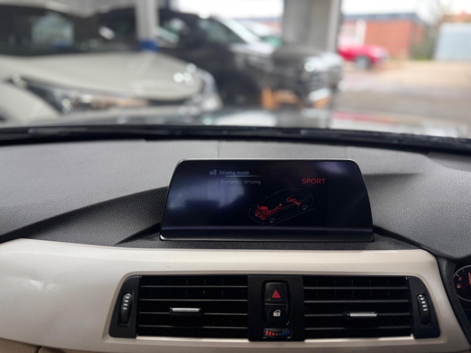 Used BMW 3 Series 2014 for sale - 77883153: Photo 26