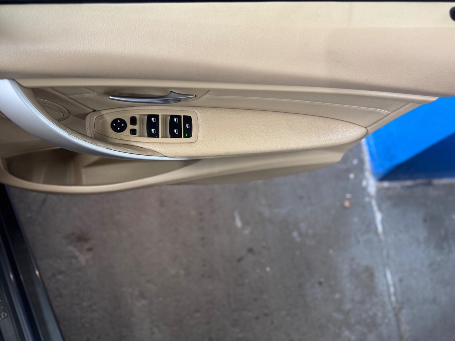 Used BMW 3 Series 2014 for sale - 77883153: Photo 42