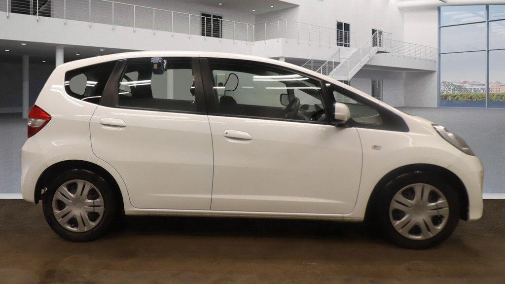 Used Honda Jazz 2014 for sale - 77143860: Photo 11