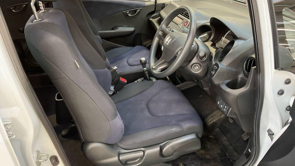 Used Honda Jazz 2014 for sale - 77143860: Photo 15