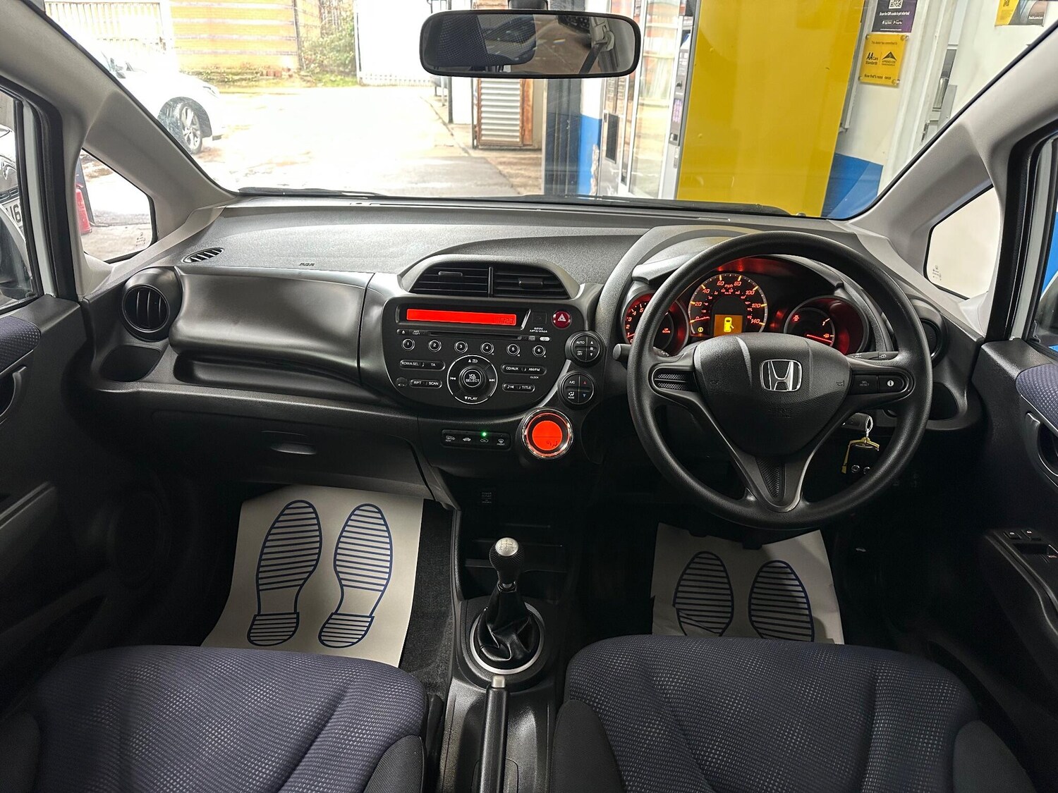 Used Honda Jazz 2014 for sale - 77143860: Photo 17