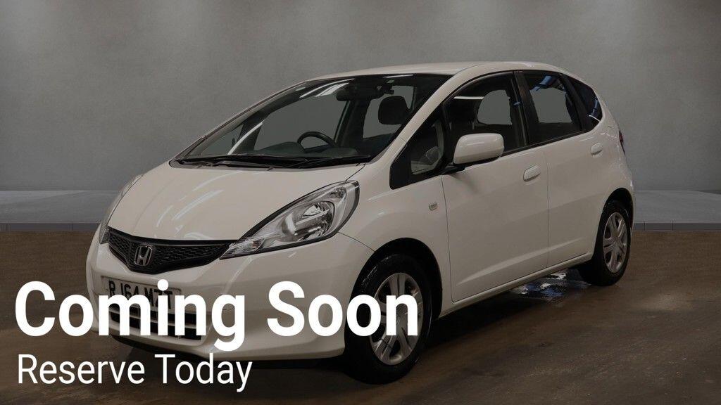 Used Honda Jazz 2014 for sale - 77143860: Photo 2