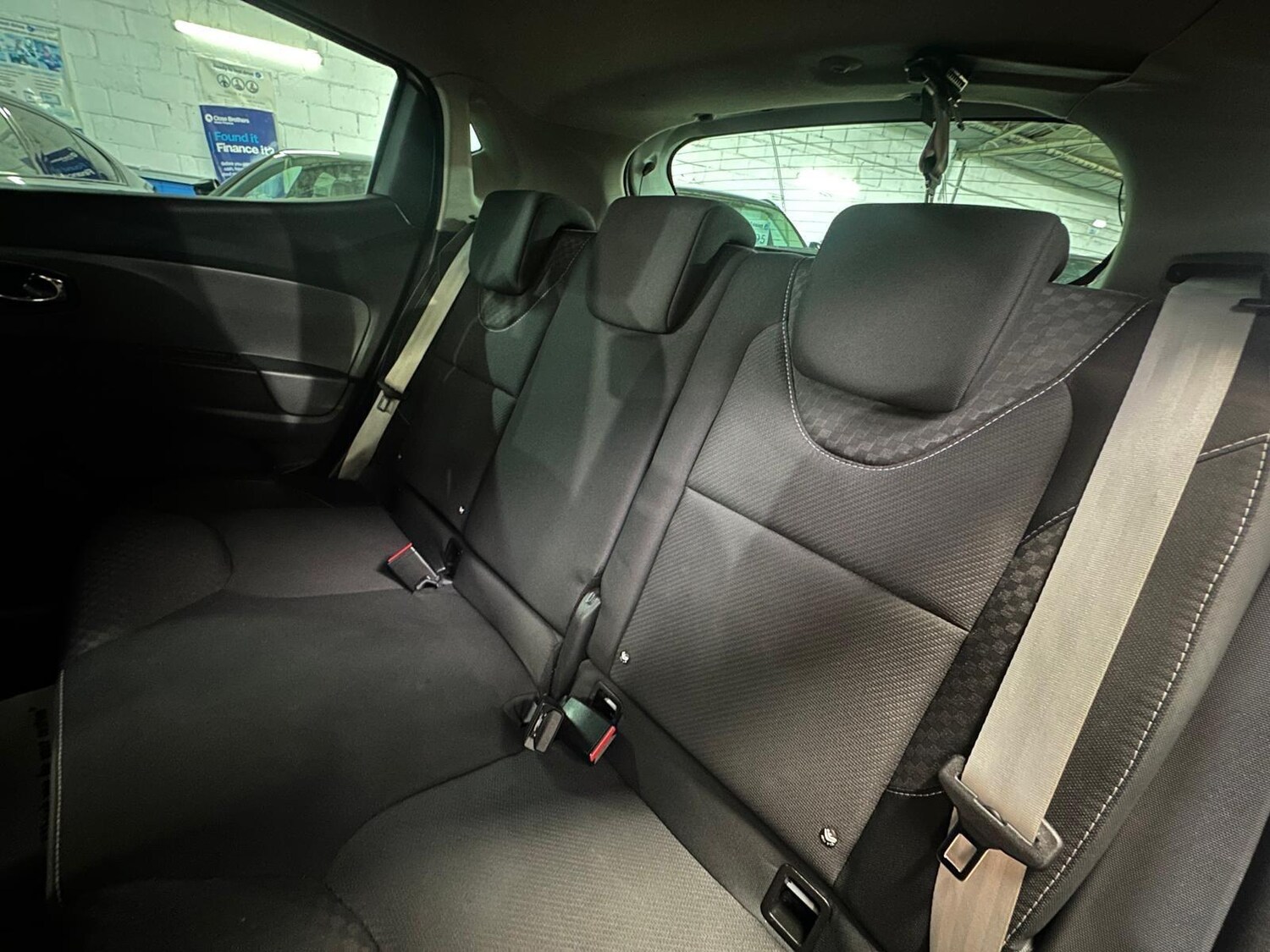 Used Renault Clio 2014 for sale - 77509999: Photo 27