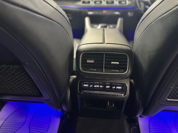 Used Mercedes-Benz GLE 2020 for sale - 76283828: Photo 35