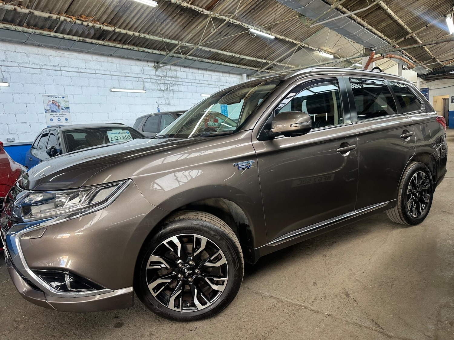 Used Mitsubishi Outlander 2017 for sale - 78086063: Photo 17