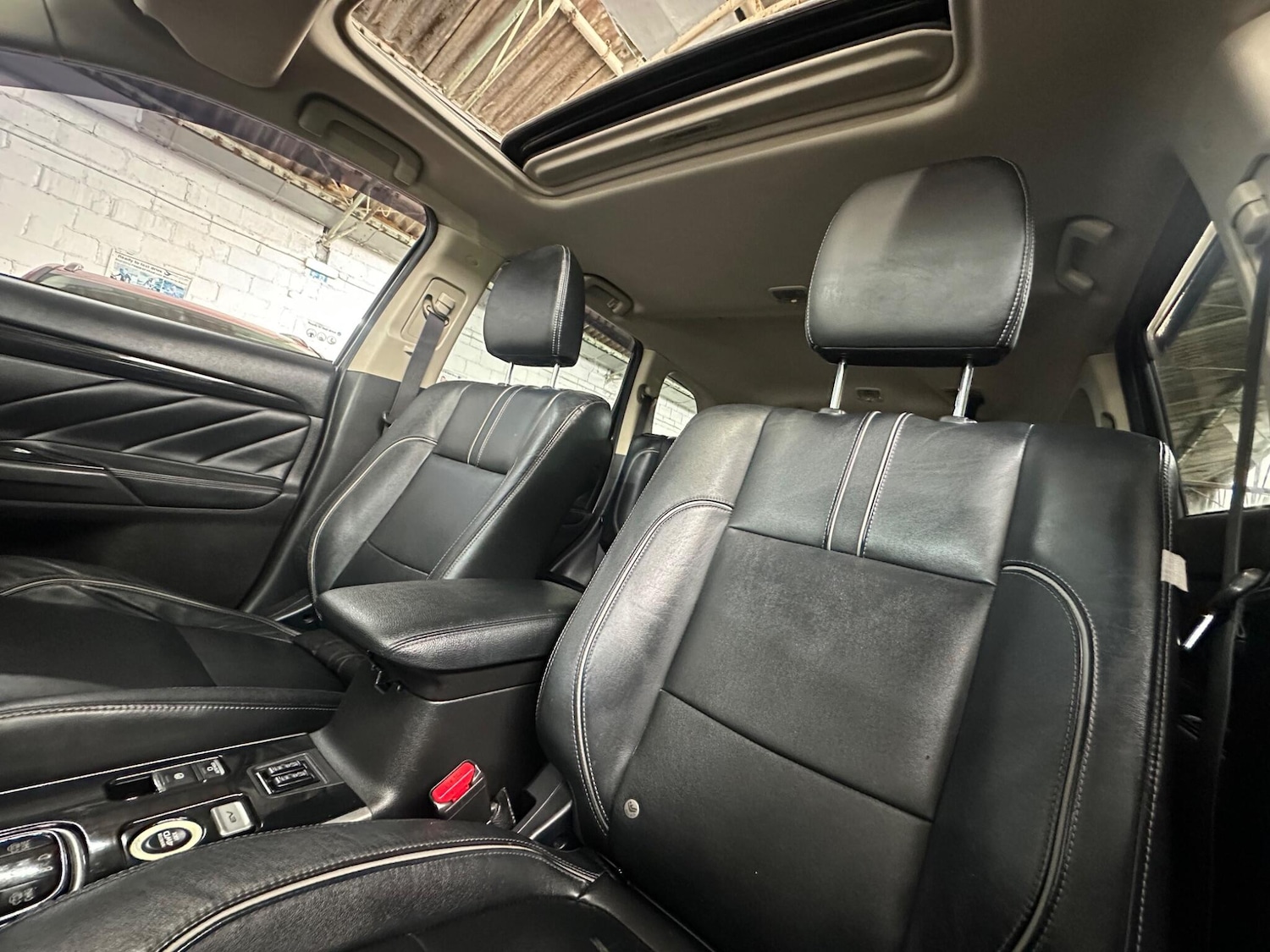 Used Mitsubishi Outlander 2017 for sale - 78086063: Photo 36