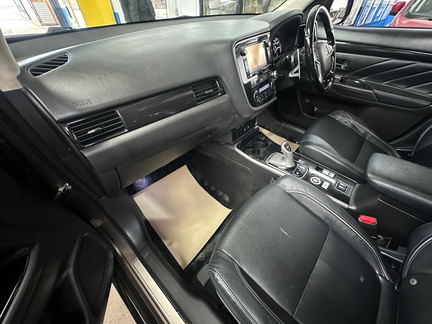 Used Mitsubishi Outlander 2017 for sale - 78086063: Photo 37