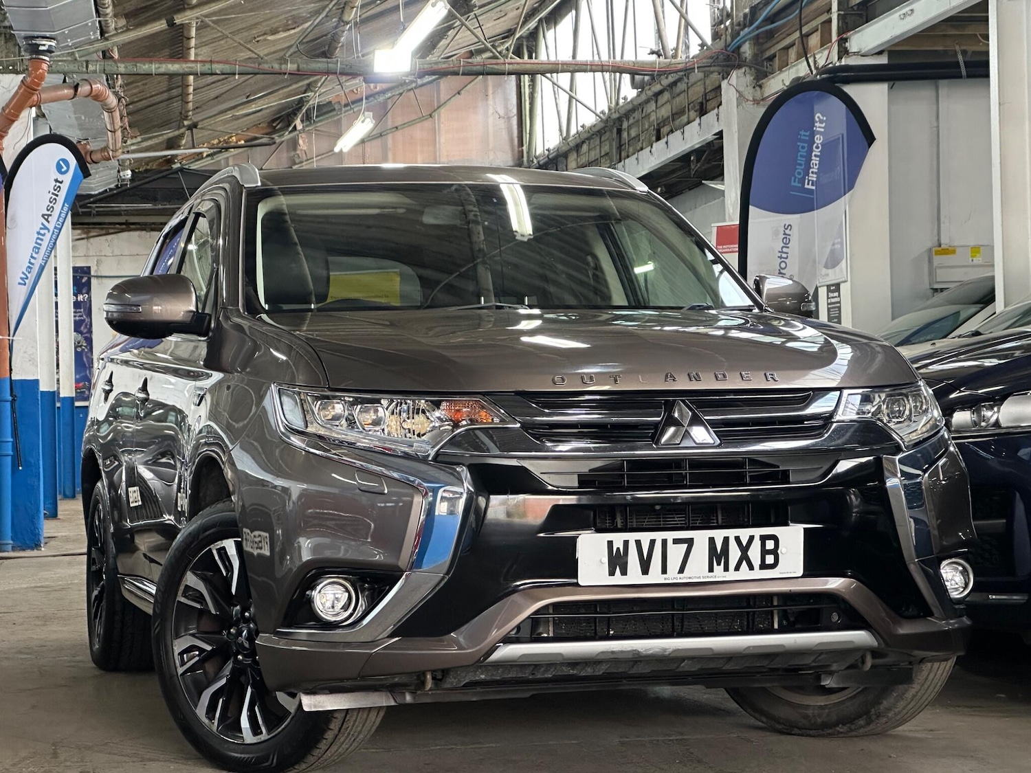 Used Mitsubishi Outlander 2017 for sale - 78086063: Photo 9