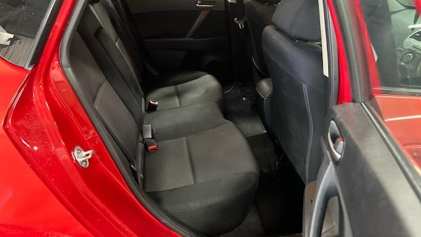Used Mazda Mazda3 2012 for sale - 76295915: Photo 8