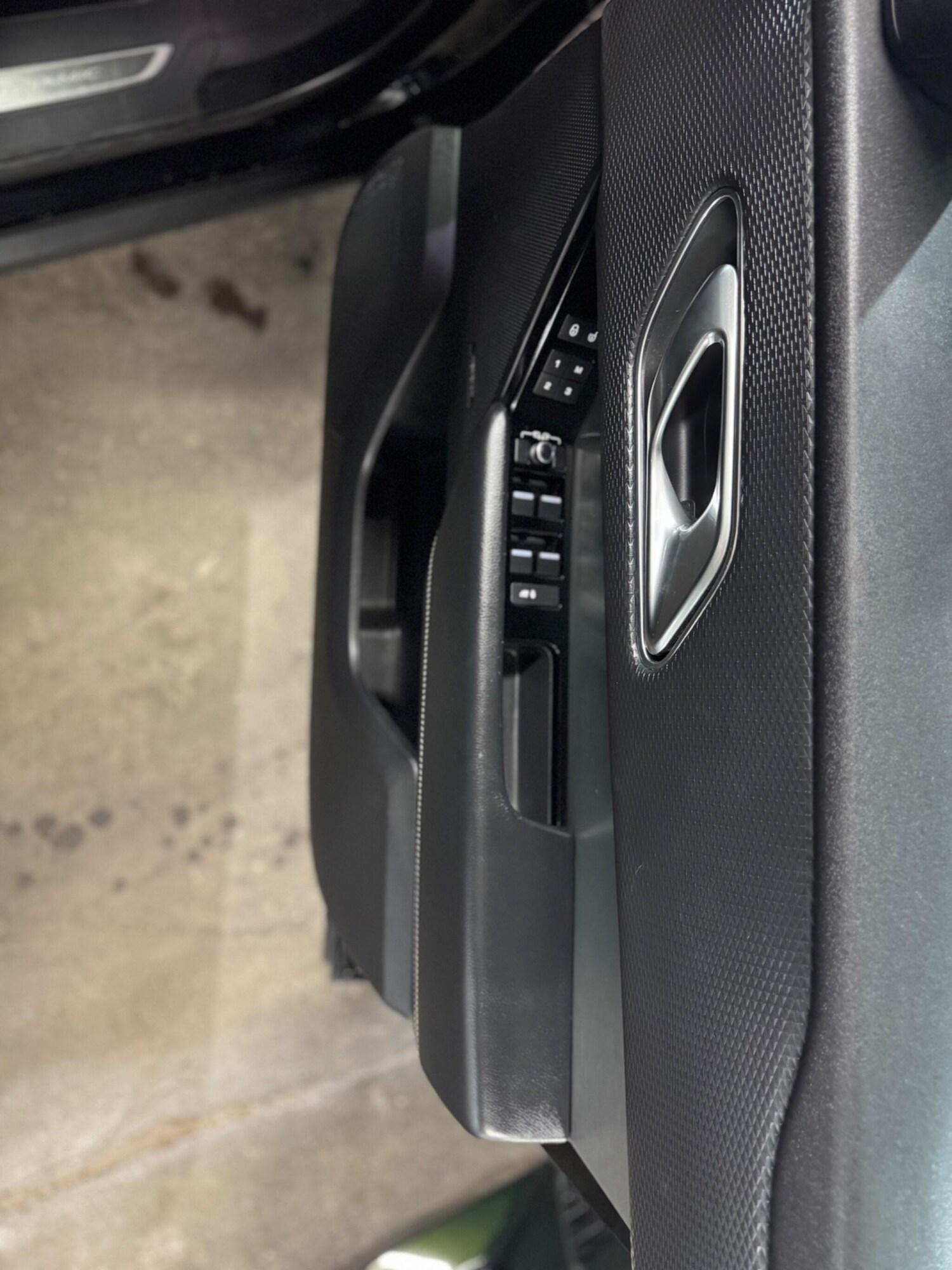 Used Land Rover Range Rover Velar for sale - 77925756: Photo 47