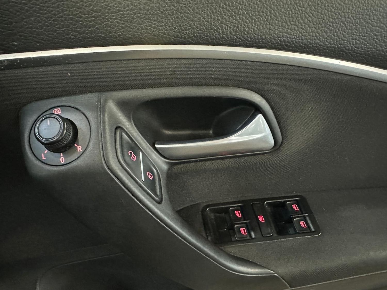 Used Volkswagen Polo 2016 for sale - 76573199: Photo 29