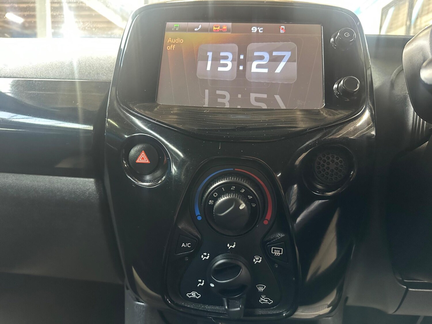 Used Toyota AYGO 2015 for sale - 78020098: Photo 26