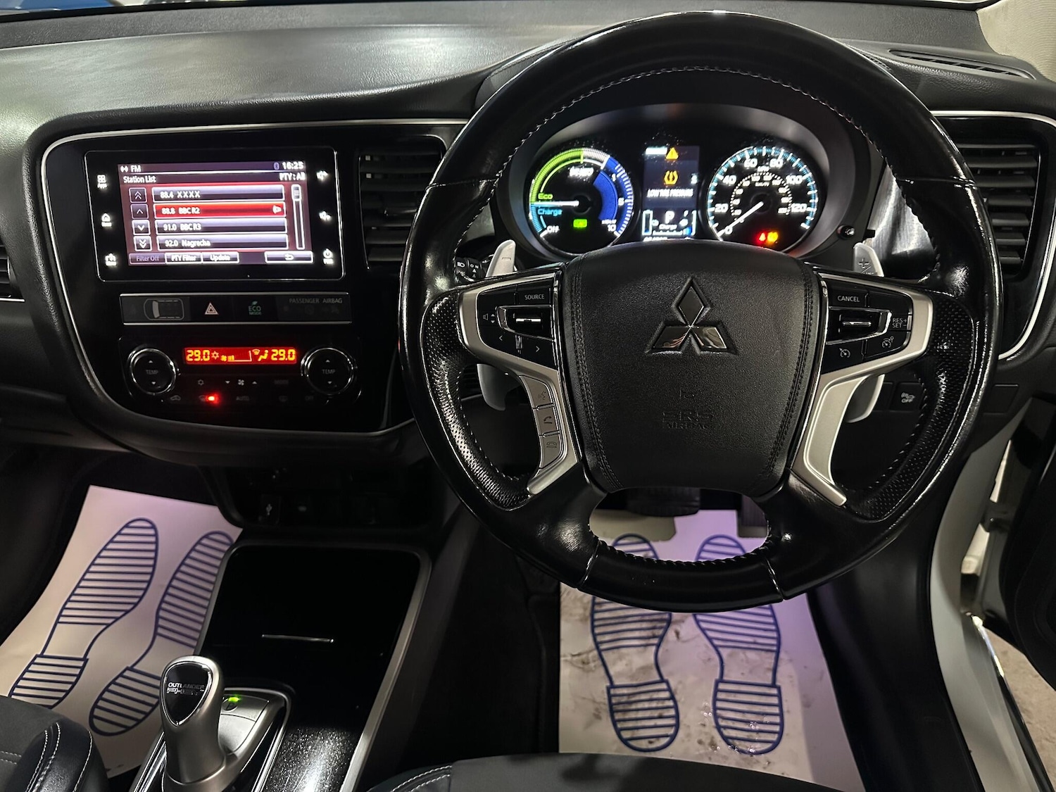 Used Mitsubishi Outlander 2018 for sale - 77120585: Photo 14