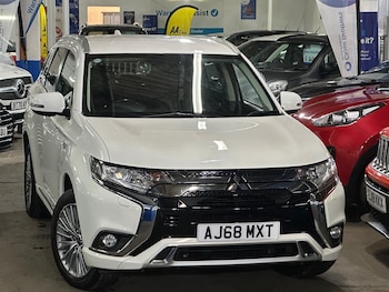 Used Mitsubishi Outlander 2018 for sale - 77120585: Photo