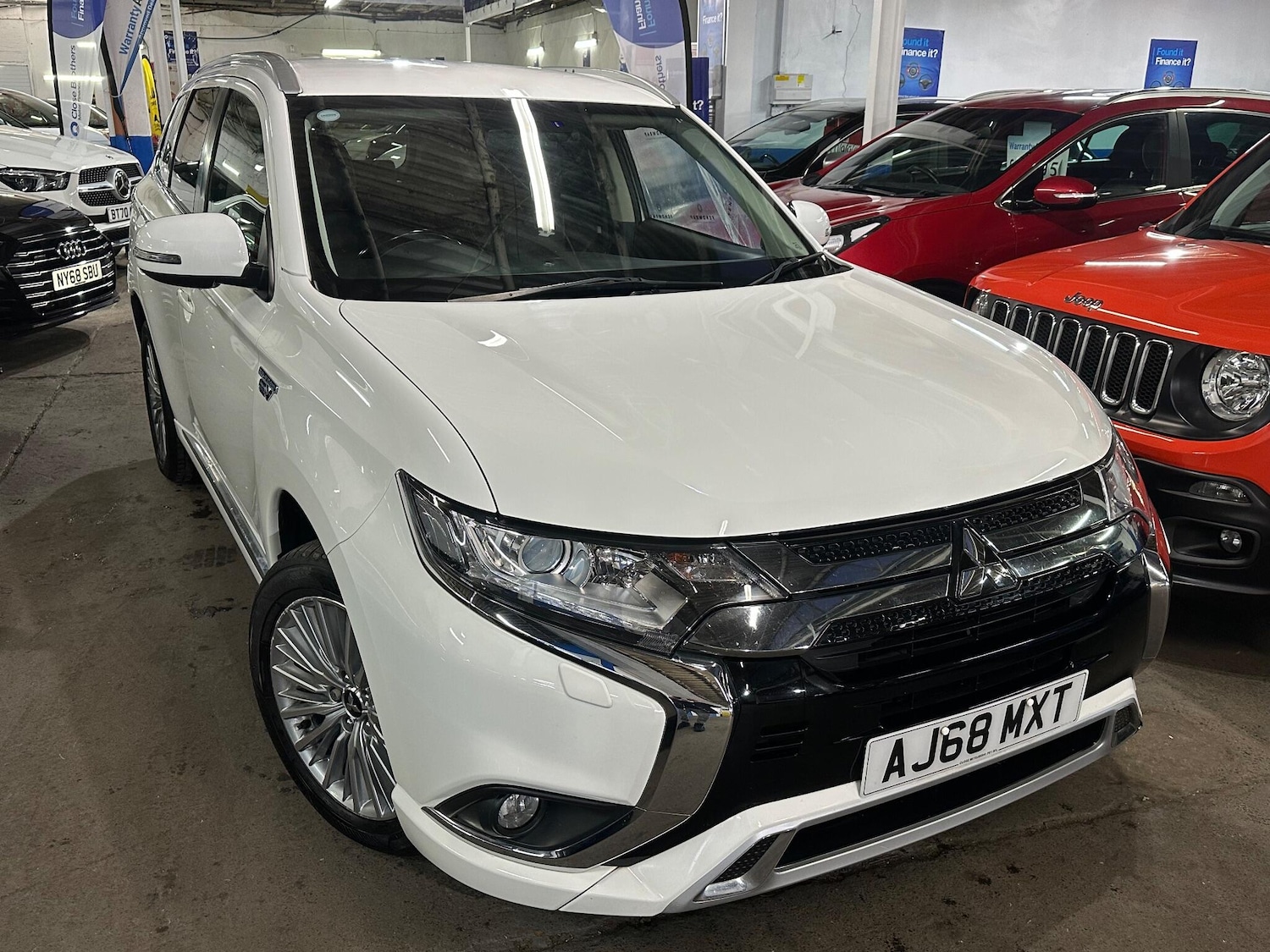 Used Mitsubishi Outlander 2018 for sale - 77120585: Photo 5