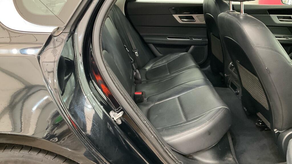 Used Jaguar XF 2017 for sale - 77853809: Photo 14