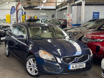 Used Volvo V60 2011 for sale - 78561134: Photo
