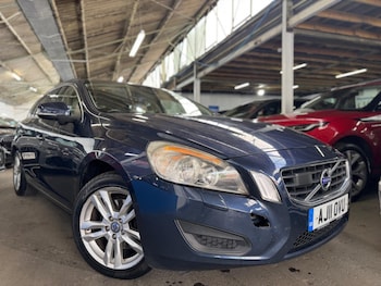 Used Volvo V60 2011 for sale - 78561134: Photo