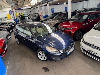 Used Volvo V60 2011 for sale - 78561134: Photo
