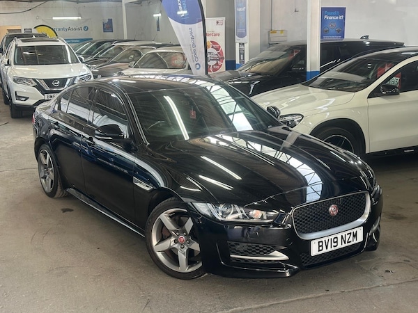Used Jaguar XE 2019 for sale - 74965501: Photo 1