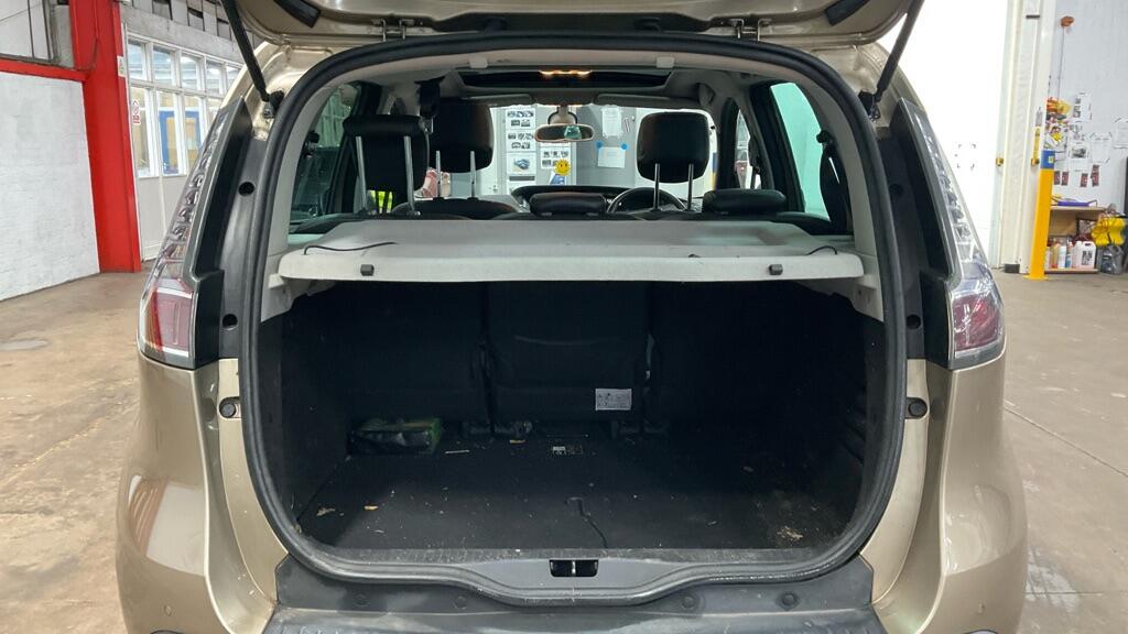 Used Renault Scenic 2015 for sale - 77455341: Photo 13