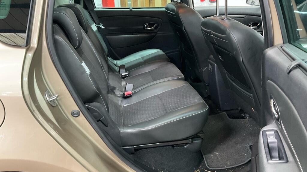 Used Renault Scenic 2015 for sale - 77455341: Photo 14