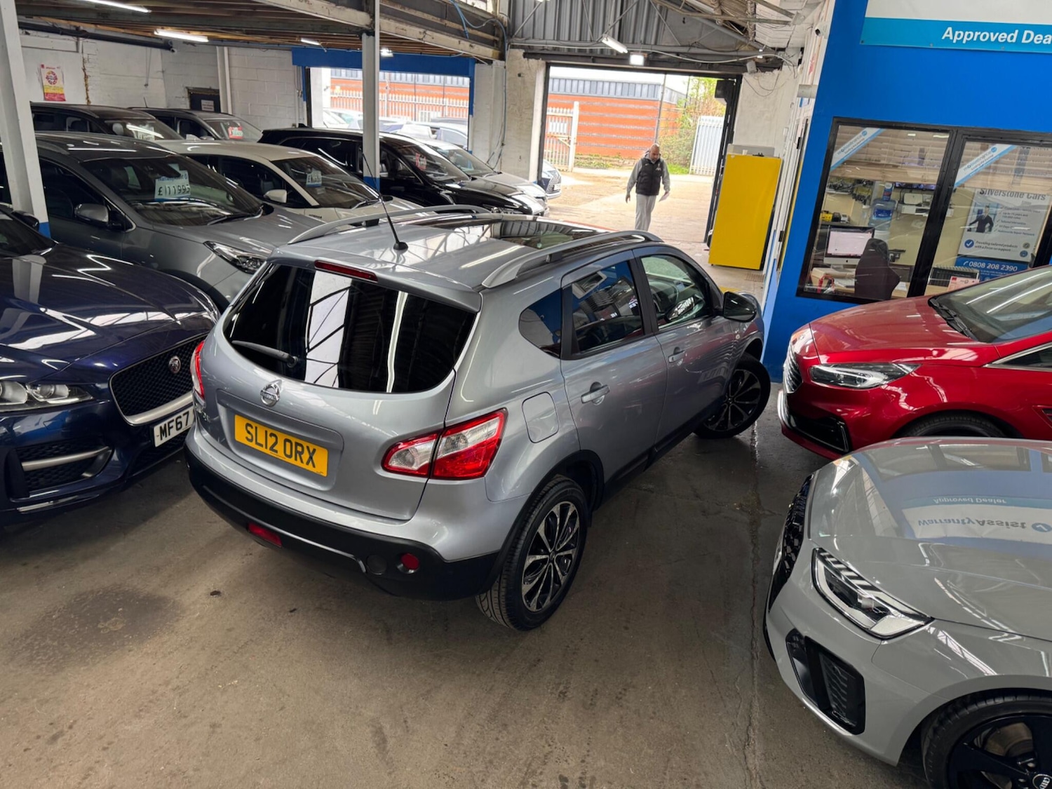 Used Nissan Qashqai 2012 for sale - 78100278: Photo 15