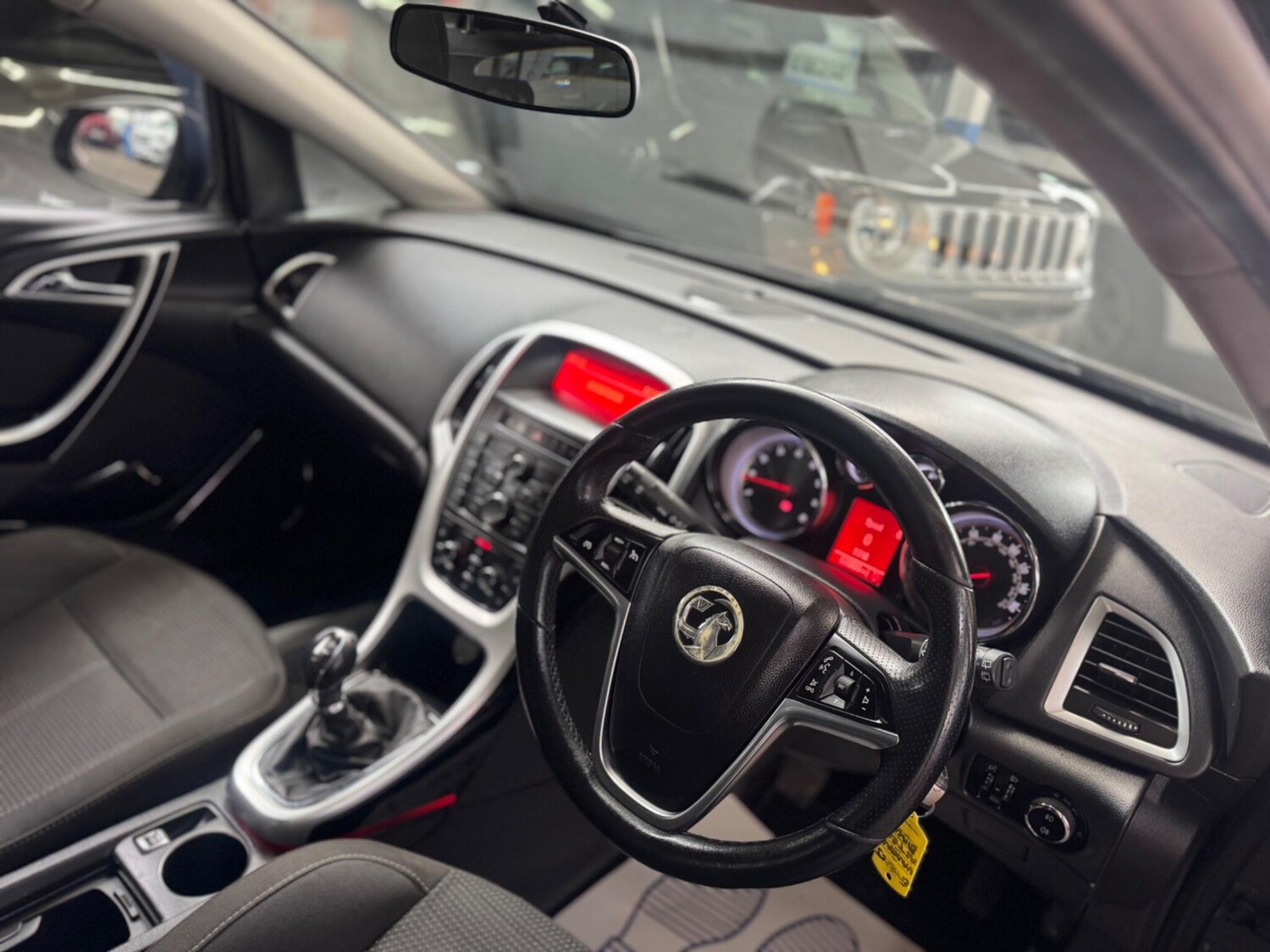 Used Vauxhall Astra for sale - 77683910: Photo 20