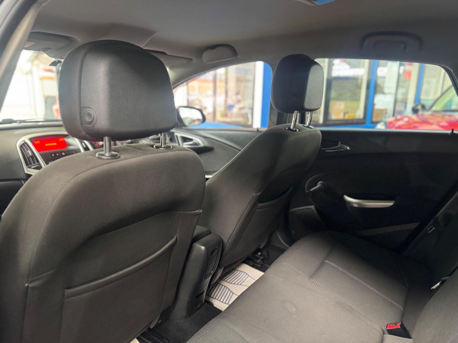 Used Vauxhall Astra for sale - 77683910: Photo 26