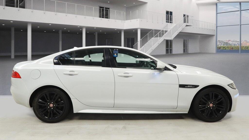 Used Jaguar XE 2015 for sale - 77314917: Photo 11
