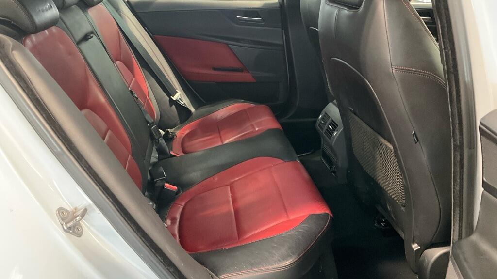 Used Jaguar XE 2015 for sale - 77314917: Photo 14