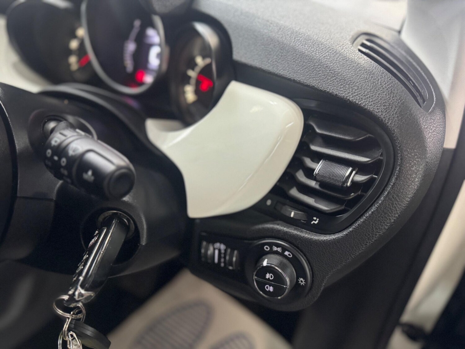 Used Fiat 500X 2017 for sale - 76742588: Photo 28