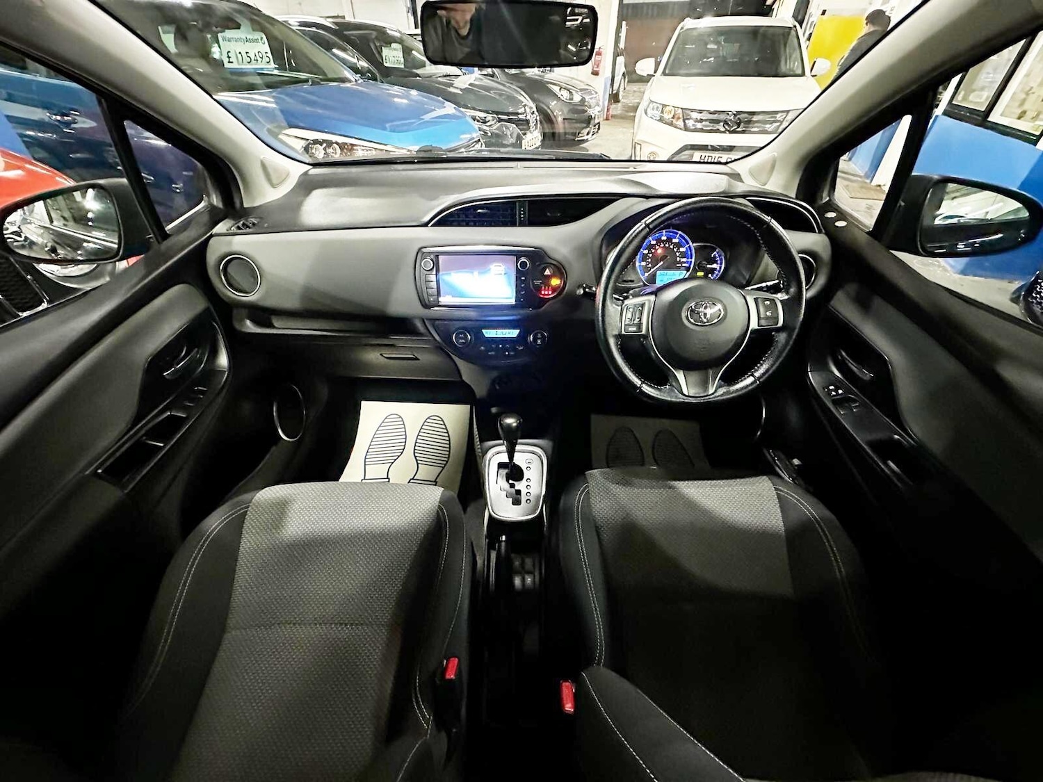 Used Toyota Yaris 2015 for sale - 77120874: Photo 10