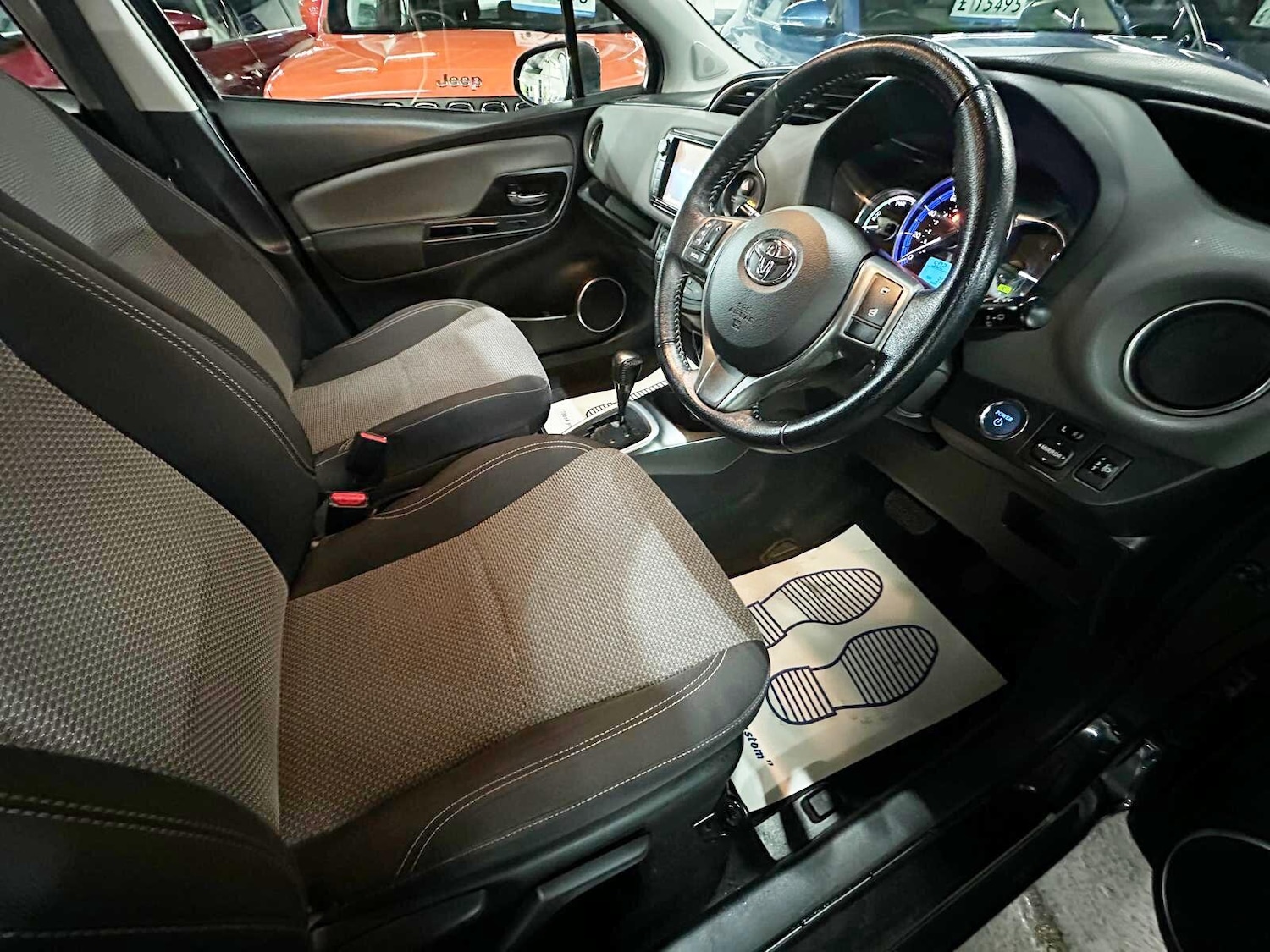 Used Toyota Yaris 2015 for sale - 77120874: Photo 14