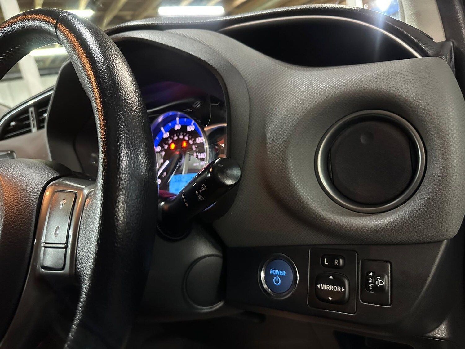 Used Toyota Yaris 2015 for sale - 77120874: Photo 38