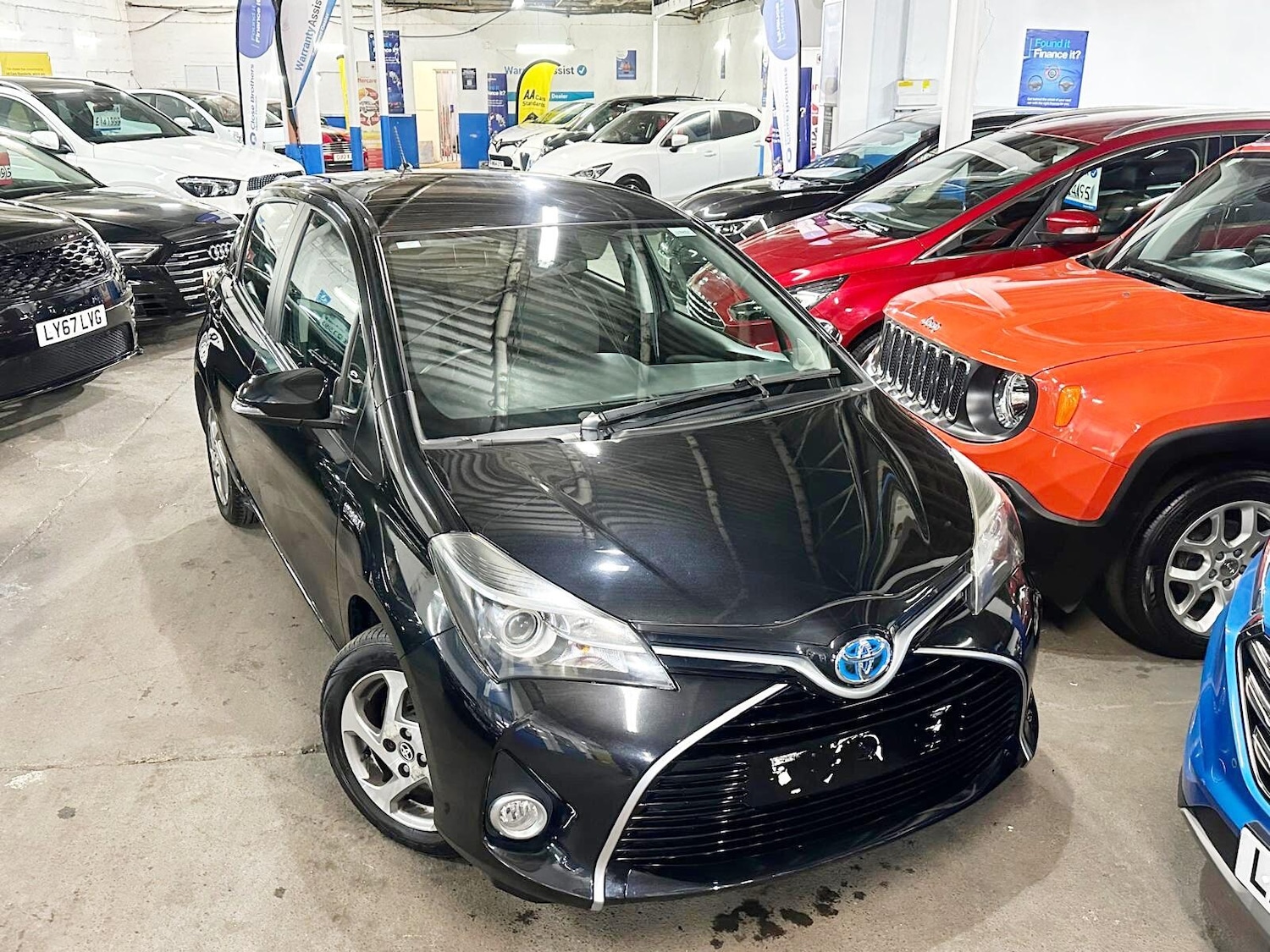 Used Toyota Yaris 2015 for sale - 77120874: Photo 8