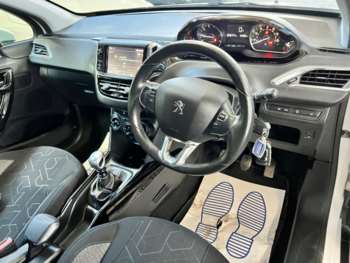 Used Peugeot 2008 2019 for sale - 74161597: Photo