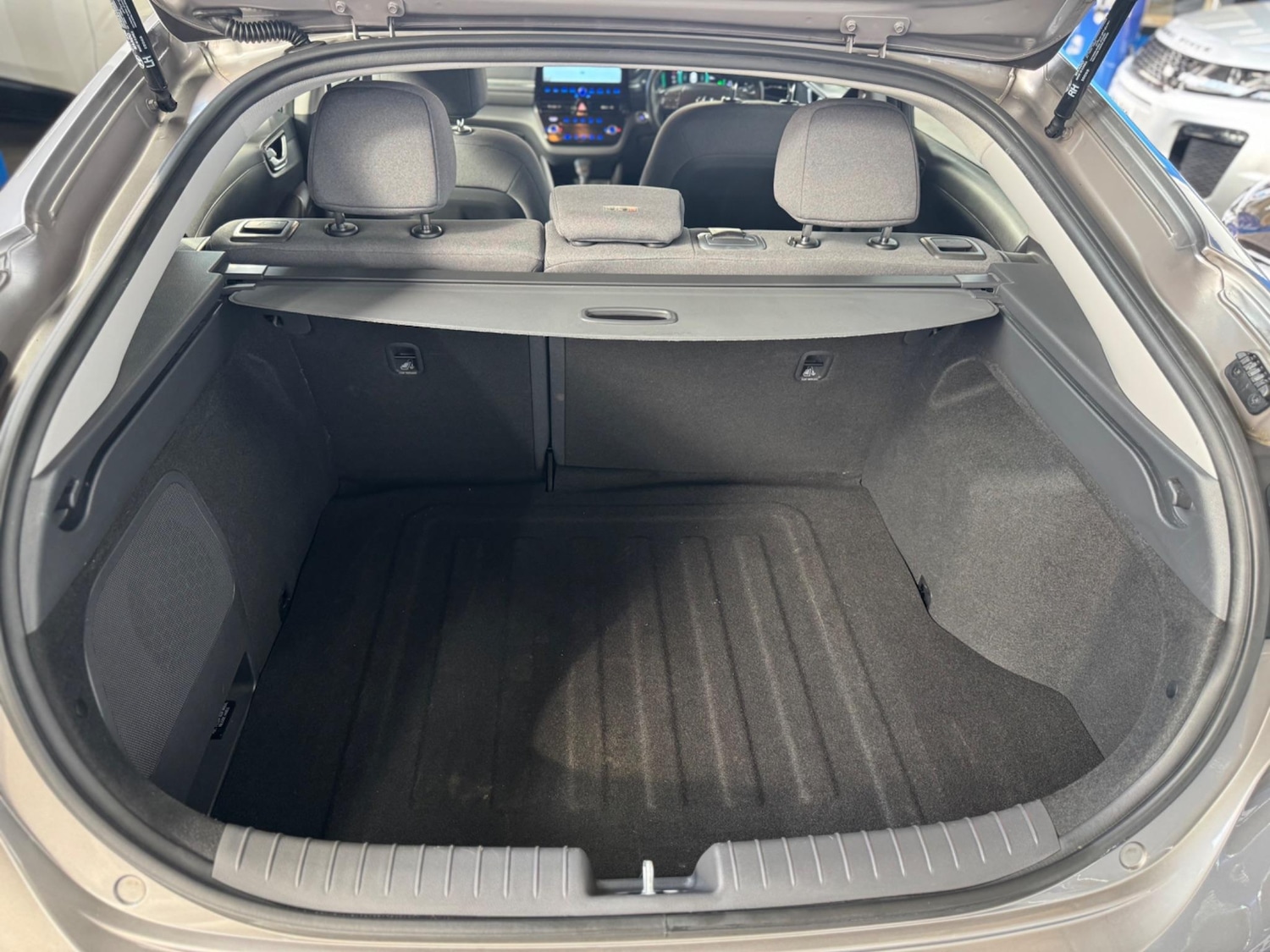 Used Hyundai IONIQ for sale - 76994401: Photo 38