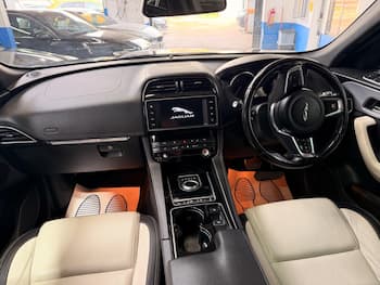 Used Jaguar F-Pace 2017 for sale - 79726083: Photo