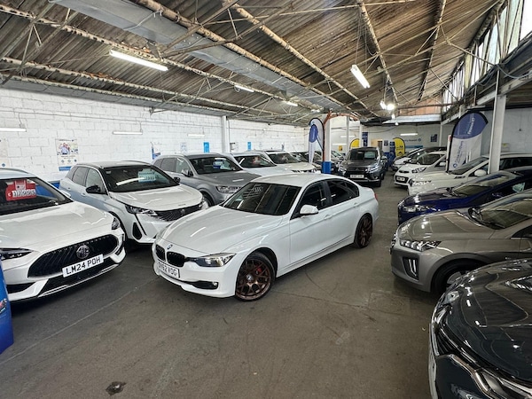 Used BMW 3 Series 2012 for sale - 76072002: Photo 8