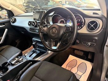 Used Mercedes-Benz X Class 2020 for sale - 79609801: Photo